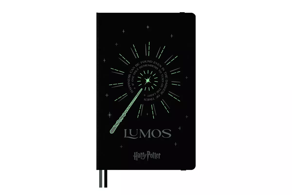 Een Moleskine Wizarding World Harry Potter Lumos Gift Set, Ruled Notebook with Kaweco Rollerball koop je bij Moleskine.nl